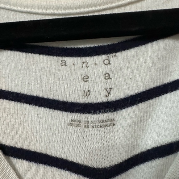 A New Day Tee - Picture 2 of 3